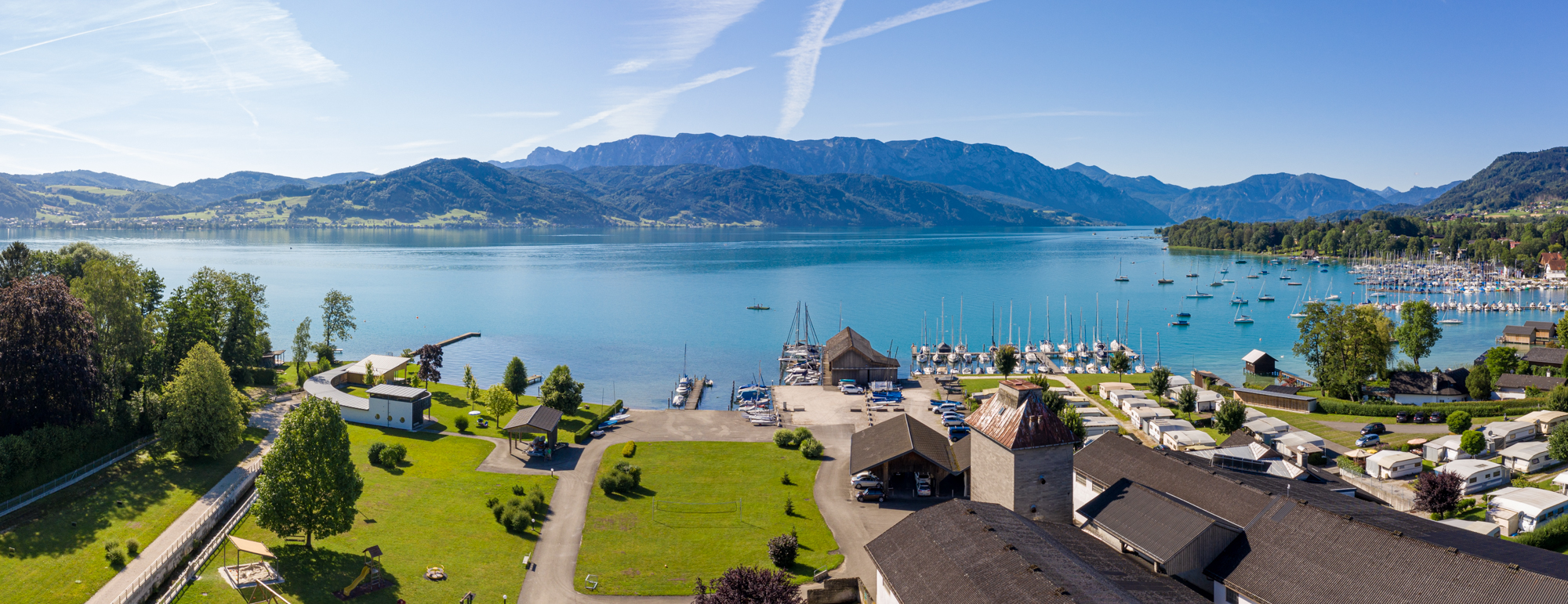 Einzigartige Lage direkt am See, Bilck vom Buchberg auf den Häuplhof direkt am Attersee